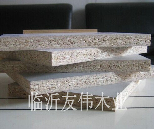 膠合板滑？滑？滑？